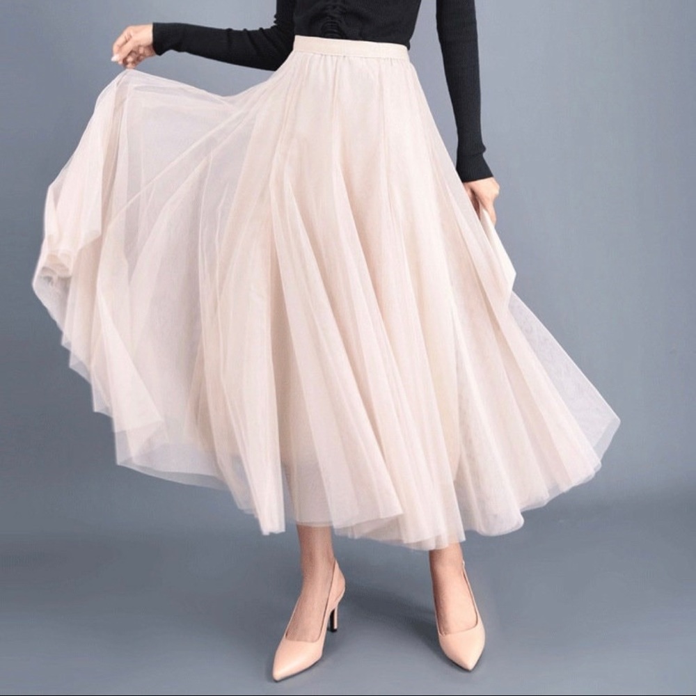White tutu skirt